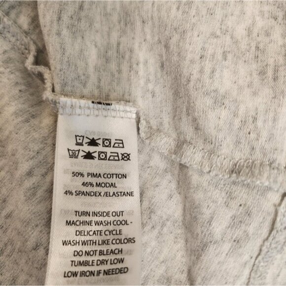 Tahari Tee - Picture 4 of 4